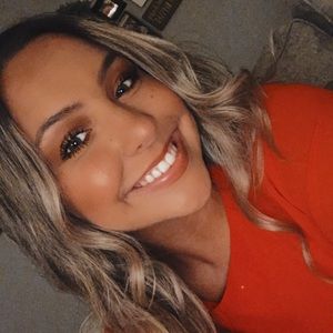 Meet your Posher, Bella